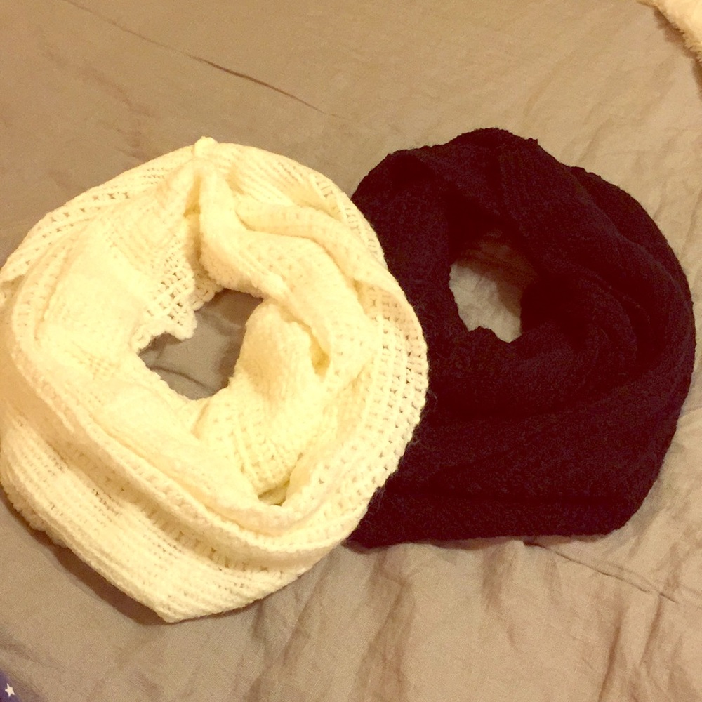 Two for one scarf bundle! 😄